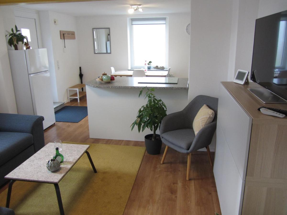 Ferienwohnung Um'S Eck Ochsenfurt Exterior foto