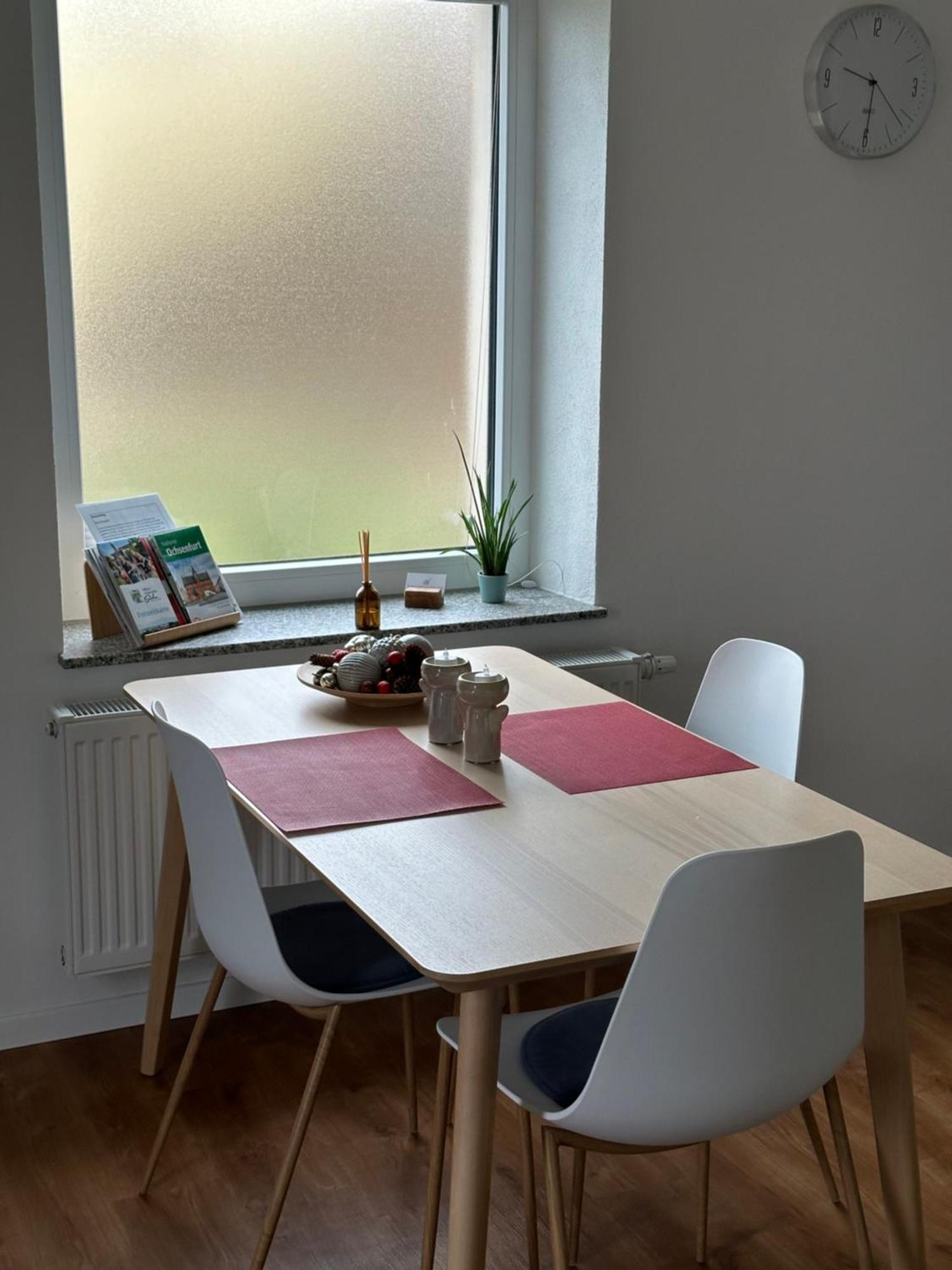 Ferienwohnung Um'S Eck Ochsenfurt Exterior foto