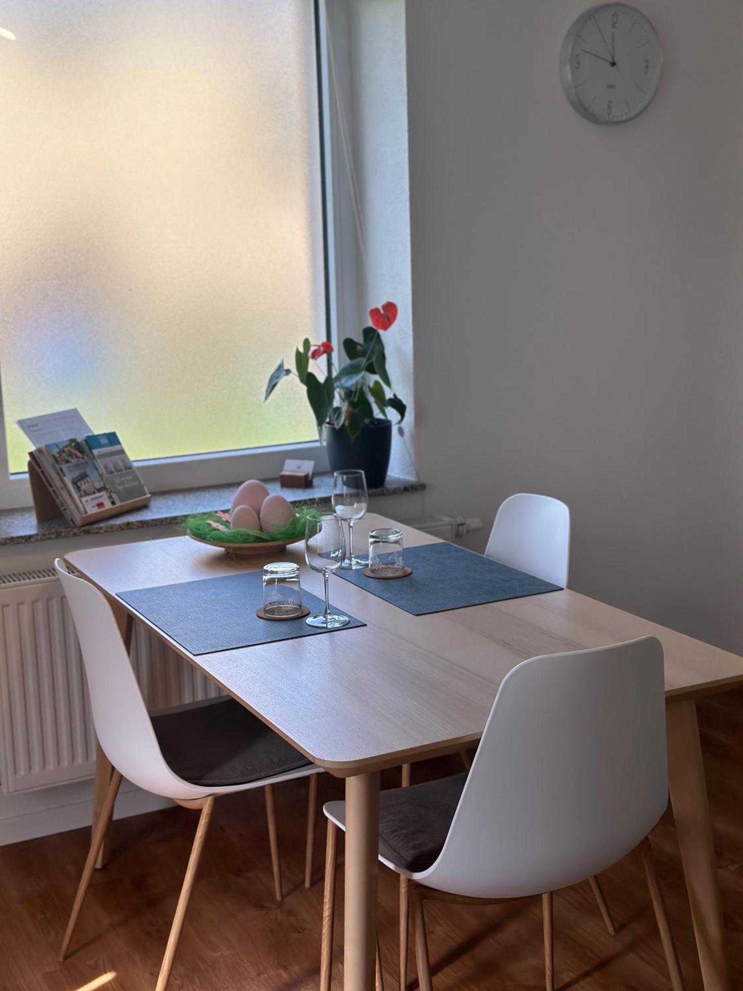 Ferienwohnung Um'S Eck Ochsenfurt Exterior foto