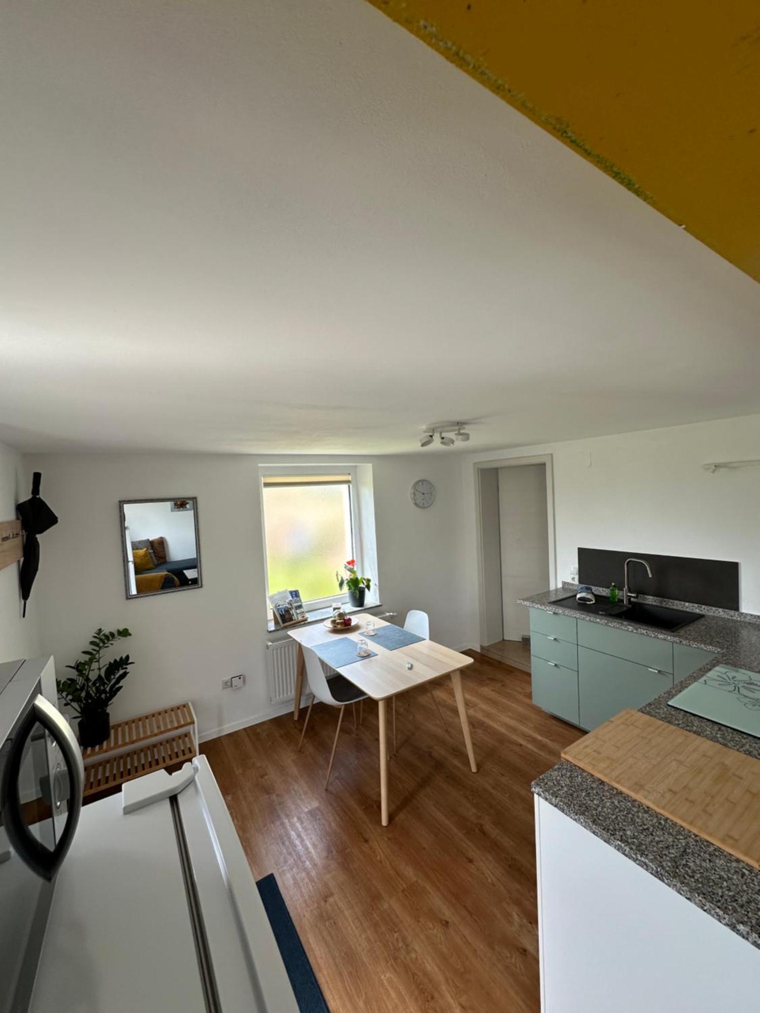 Ferienwohnung Um'S Eck Ochsenfurt Exterior foto